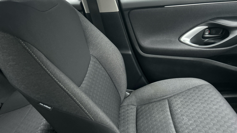 Toyota Yaris 1.5 Hybrid Icon 5dr CVT Hybrid Hatchback